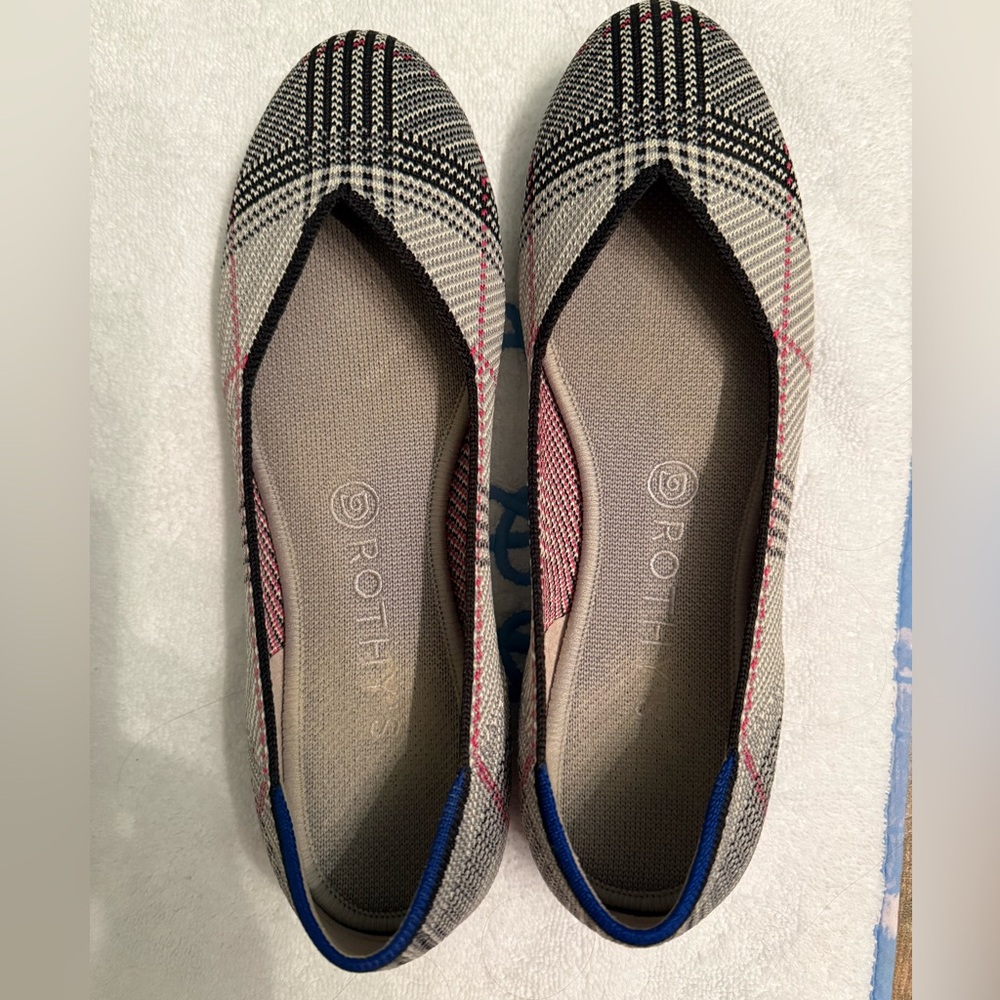 Rothy’s ballet flats. Black, tan and red / pink plaid. Size 9.5